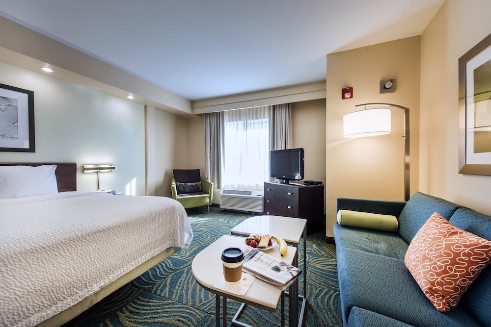 Springhill Suites Devens Common Center Exterior foto